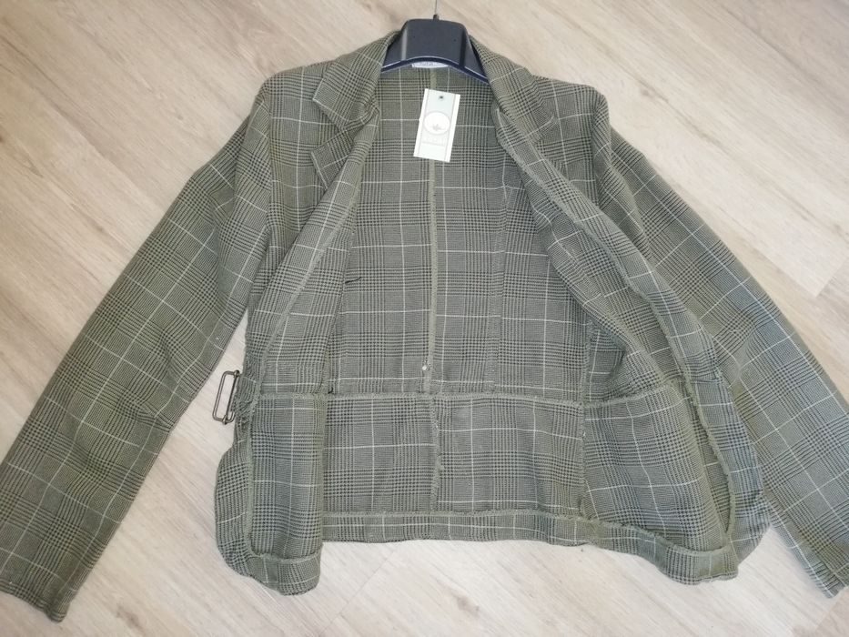 Blazer de senhora xadrez T-L - novo