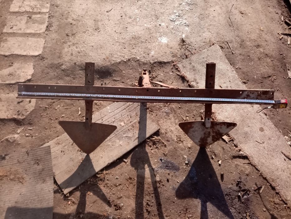 Рало, сеялка для посадки