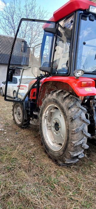 Трактор LOVOL TB454