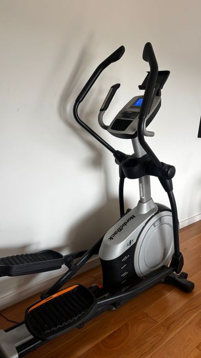 Elíptica Nordtrack em ótimo estado