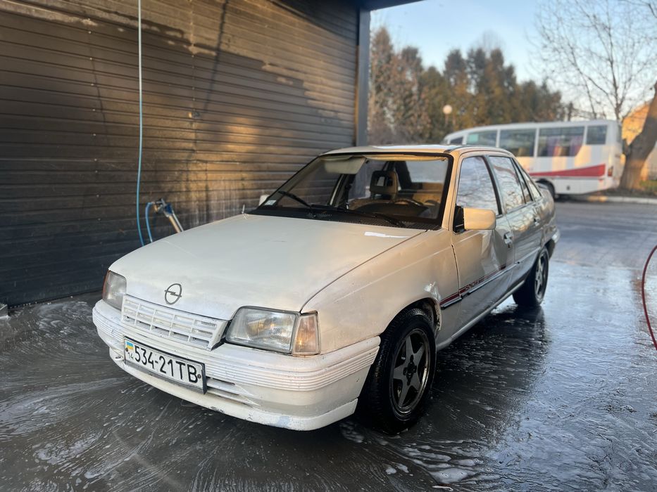 Opel kadet 1,6 Повністю справний