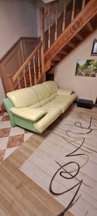 Диван під реставрацію