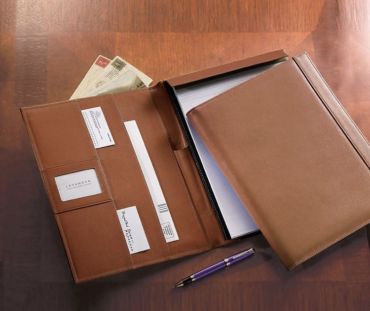 Ежедневник Tyler Folio LEVENGER