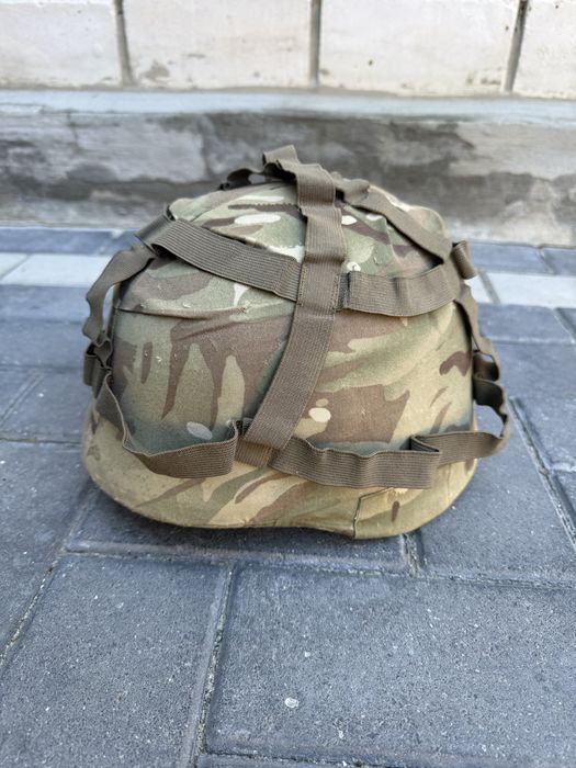 Каска з кавером.
