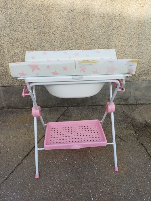 Muda fraldas + banheira