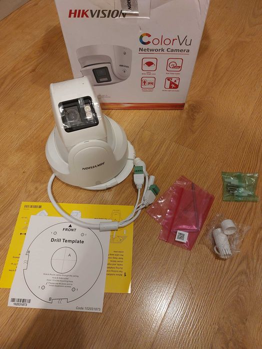 Kamera IP Hikvision DS-2CD2387G2P-LSU/SL 8Mpx 4K ColorVu - jak nowa