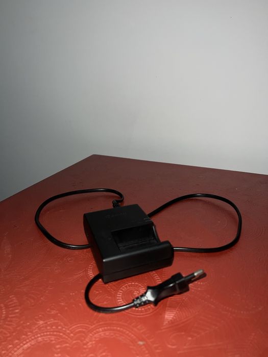 Canon EOS R100 + objetiva RF-S 18-45mm F4.5-6.3 IS STM