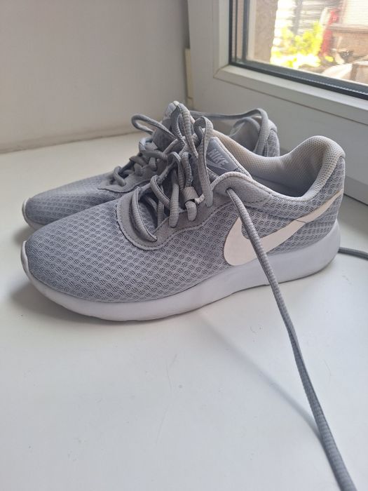 Кросовки женские бу