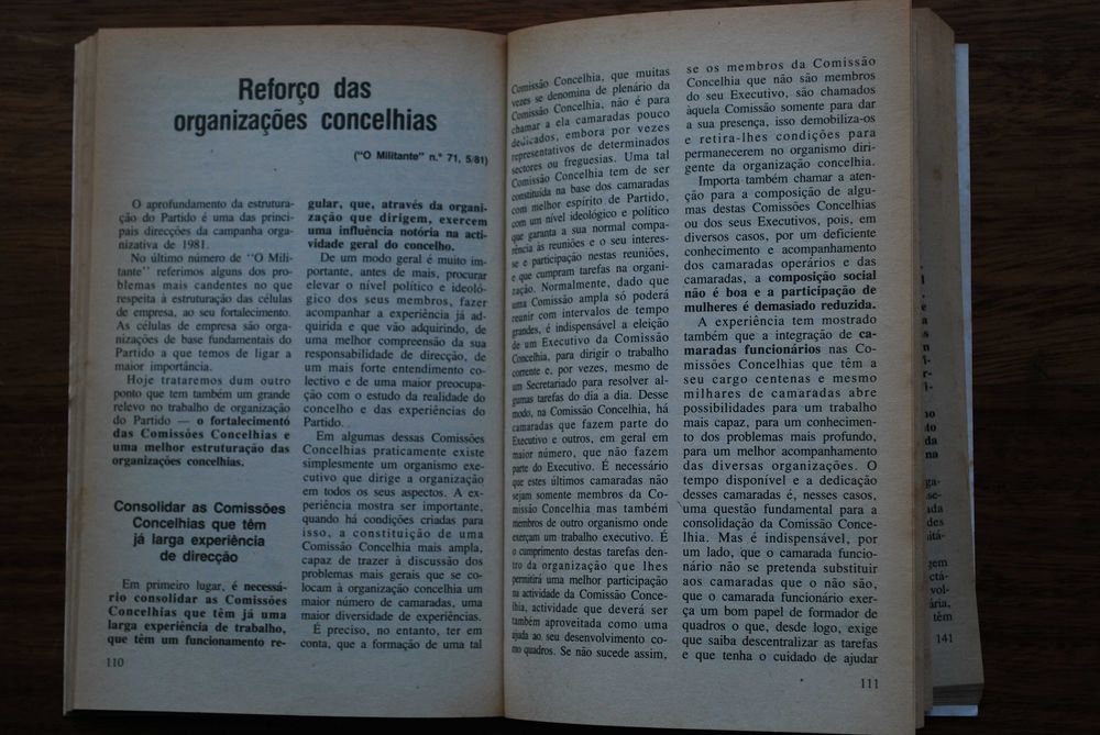 Sobre Questões de Organização do Partido - 1. Edição Ano 1984