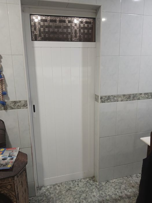 Porta de correr em alumínio