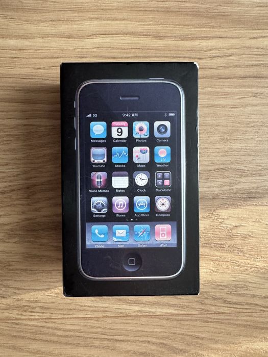 Iphone 3Gs z pudelkiem