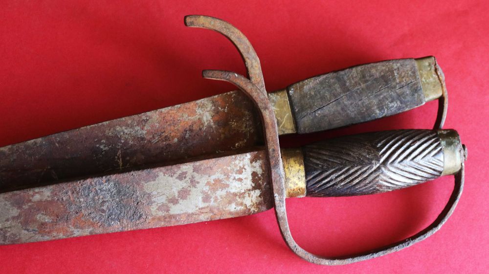 Par espadas «gémeas» chinesas para uma ou 2 mãos SXIX (Reserva ORP)
