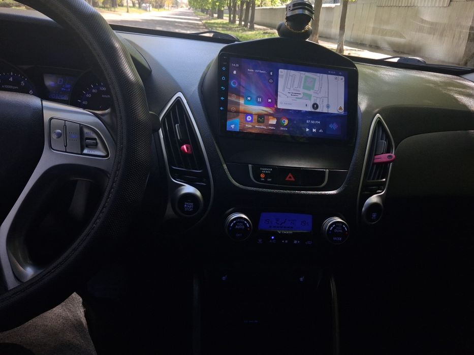 Продам HYUNDAI IX35 2011
