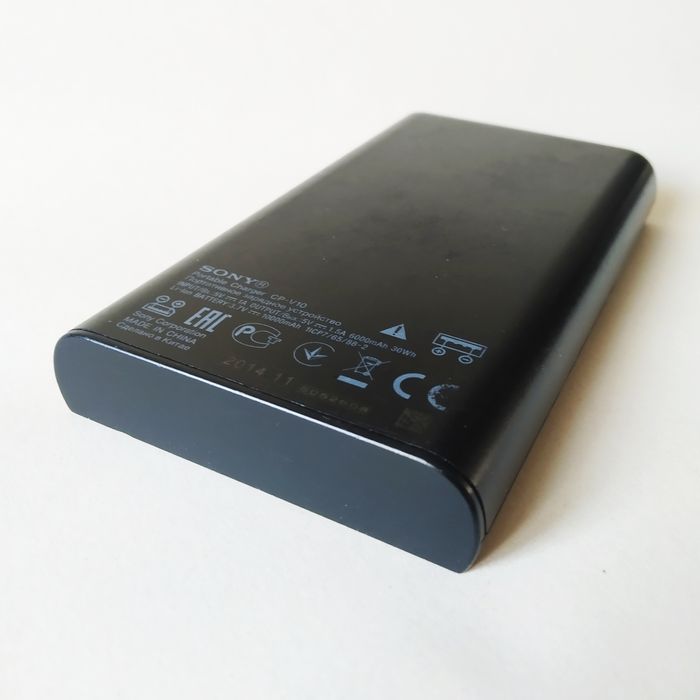 Повербанк Sony 10000