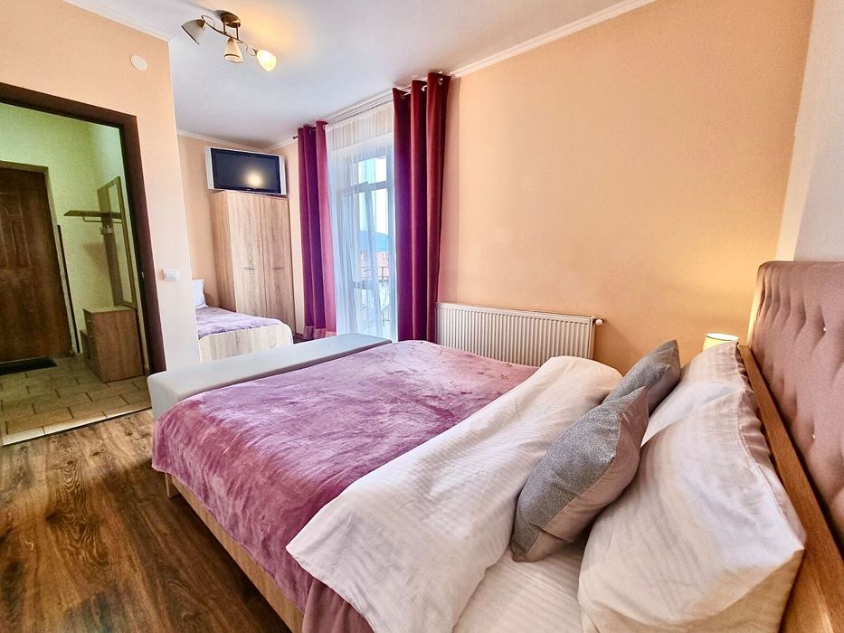 Здається подобово квартира в центрі  Мукачева вам точно сподобається!