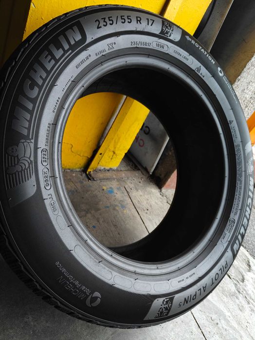 4шт Michelin Pilot Alpin⁵ 235/55 R17 зимові шини дуже добрі
