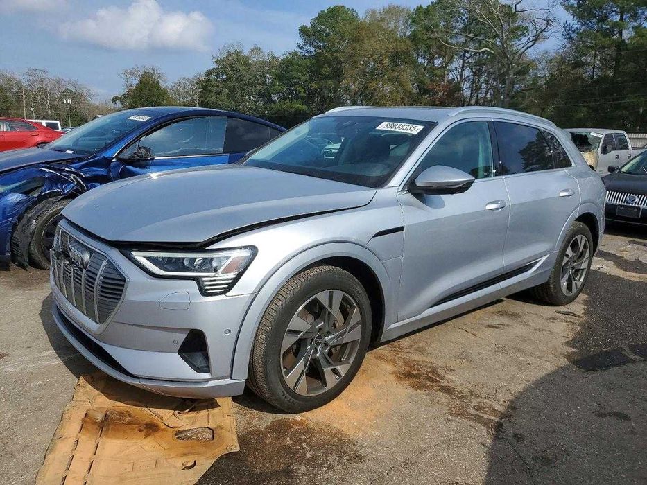 2022 AUDI E-TRON Premium PLUS