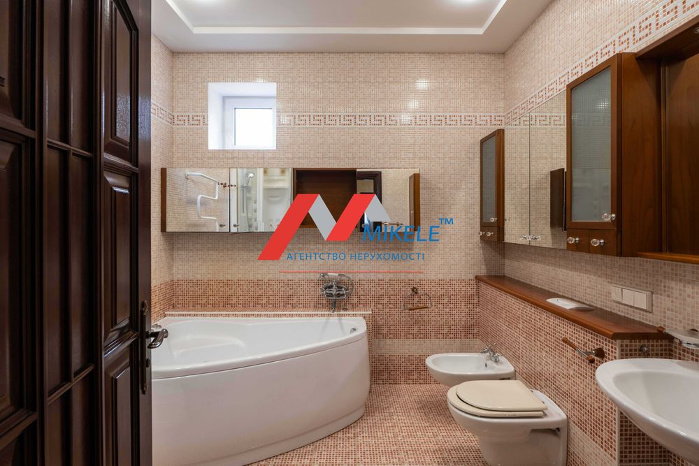 Без комісії Заміський маєток 685 м2 1 га Гостомель км від Києва