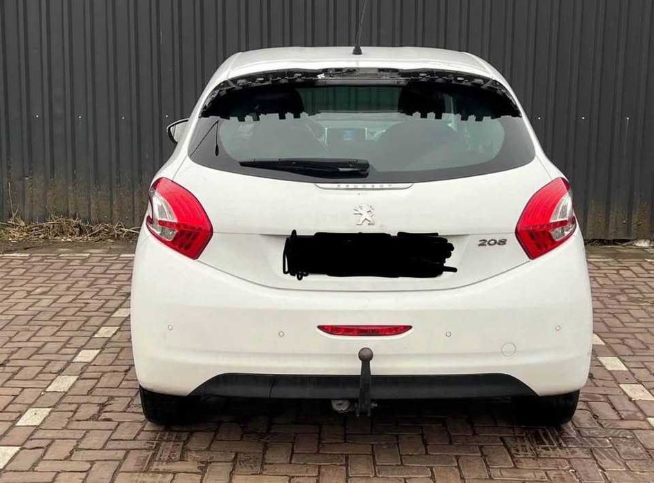 Peugeot 208 — fotografia 4