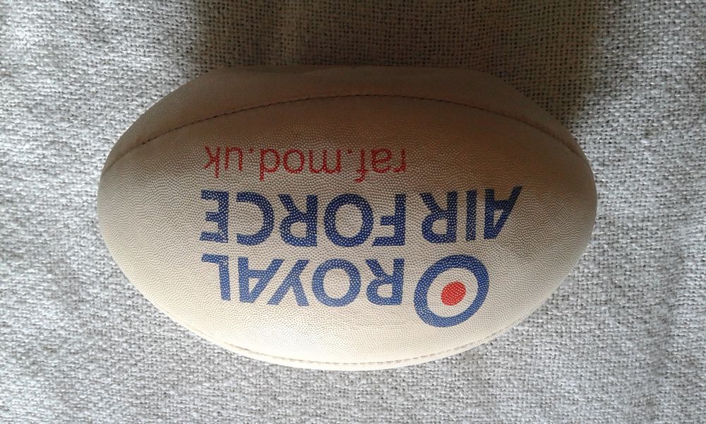 Bola râguebi, usada, RAF Inglaterra