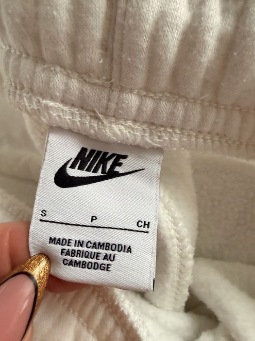 Męskie spodnie dresowe Nike S