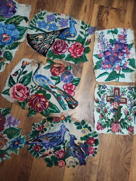 Старовинні вишиті картини