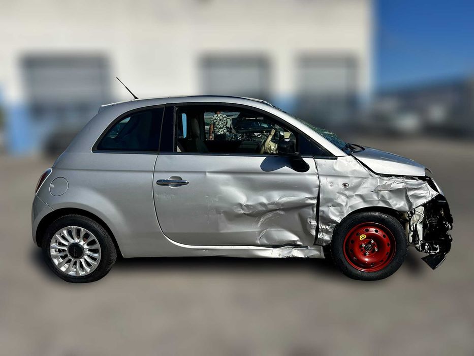 FIAT 500 Hatchback 1.3 D Multijet 75 cv de 2009 Salvado
