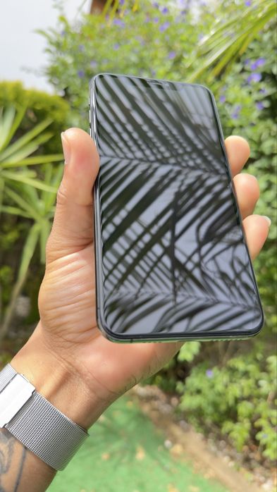 iPhone XS Max 256 GB64738474487937122