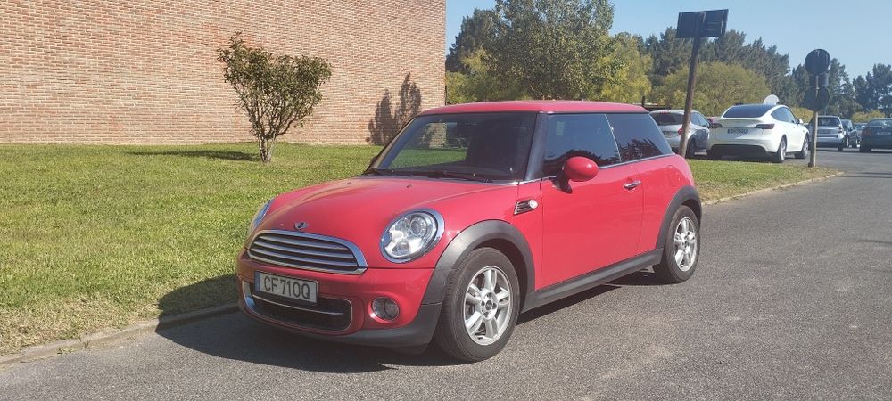 Mini Cooper diesel plus jcw (motor bmw)aceito retoma/impecável