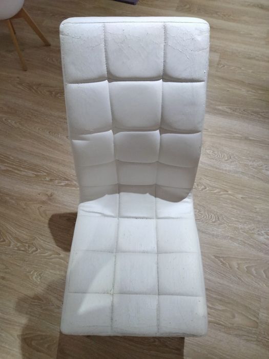 Cadeiras para restaurar