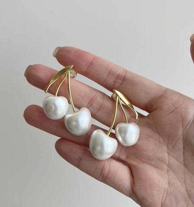 Kolczyki Hefang Cream Cherry – ponadczasowa moda