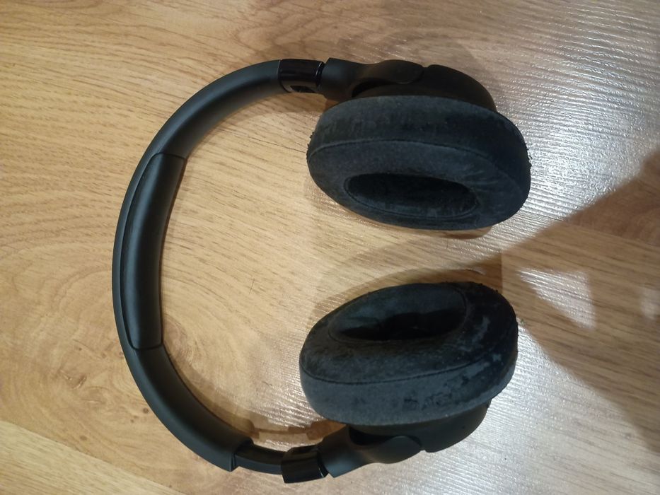 słuchawki JBL tune 710bt nauszne.