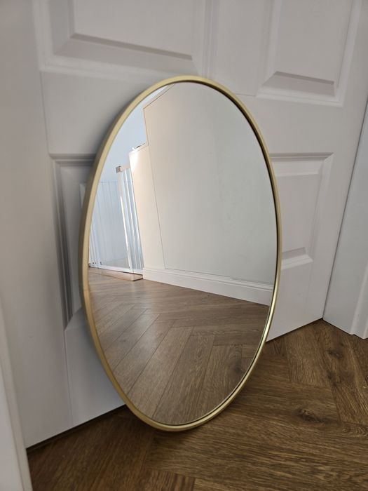 Nowe owalne lustro w złotej ramie 40x60cm