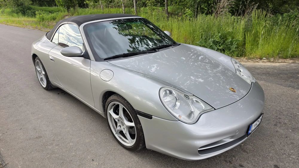 Porsche 911 Carrera