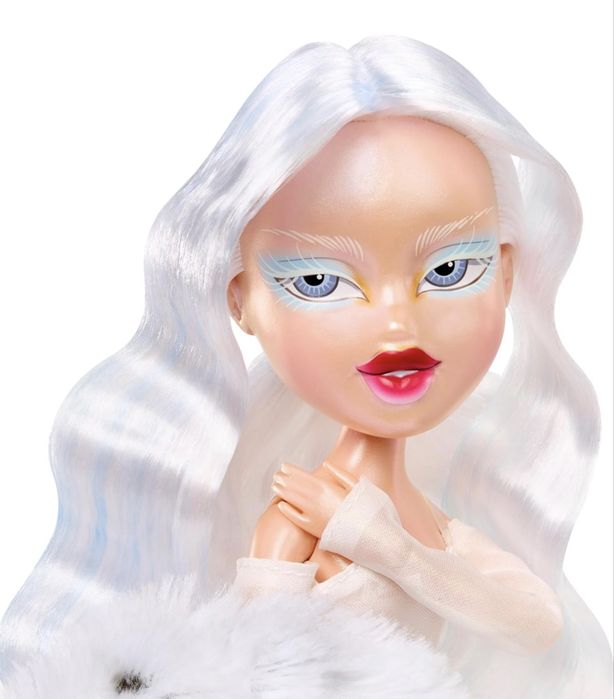 Лялька Братц Хлоя Bratz 2025 Holidayz Frosty Nightz Cloe Collector Doll
