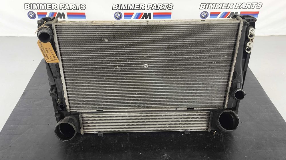 Kit Radiador BMW Serie 3 (E9x) 7810.271 (Sem Termo ventilador)