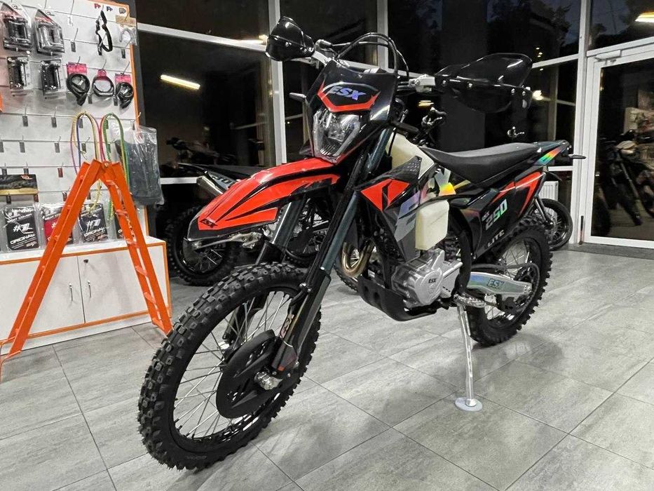 Новий Мотоцикл ESX 250 Lite II