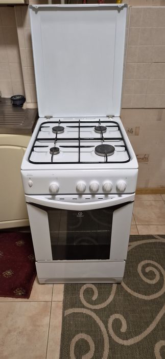 Газова плита Іndesit