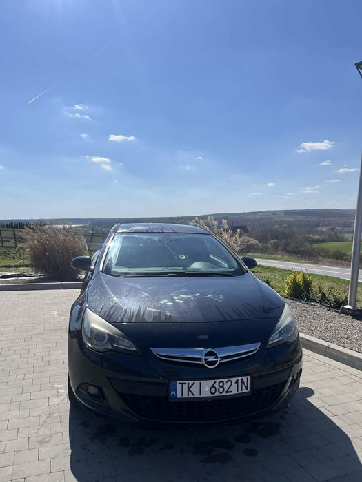 Opel astra j (gtc)