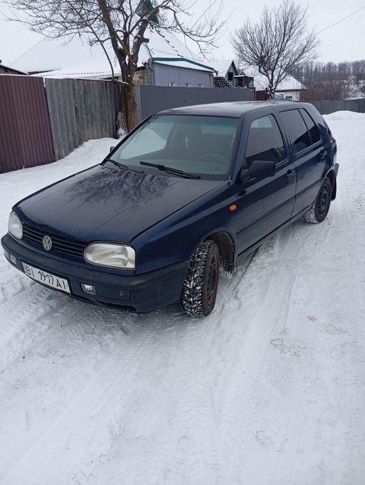 Продам wolkswagen Golf-3.1.8 газ-бензин