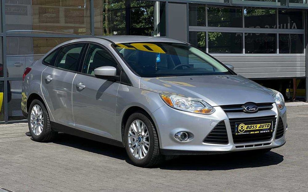 Ford Focus 2012 року