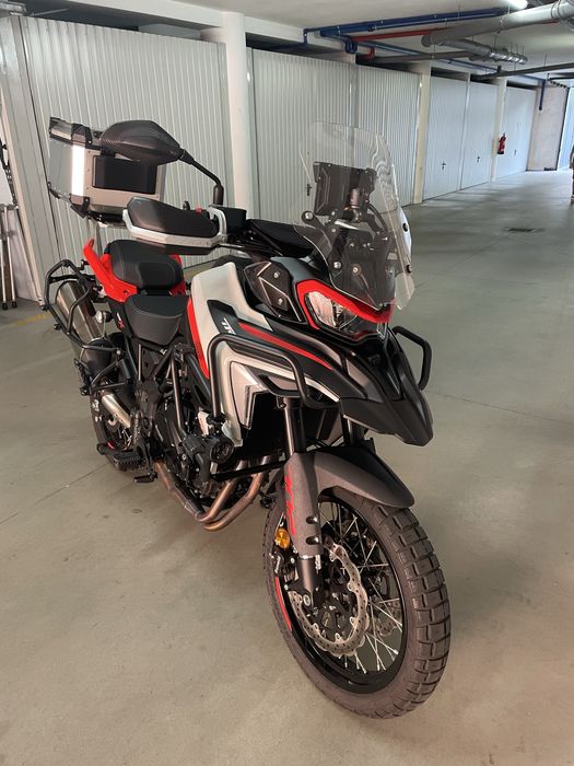 Benelli Trk 702 x