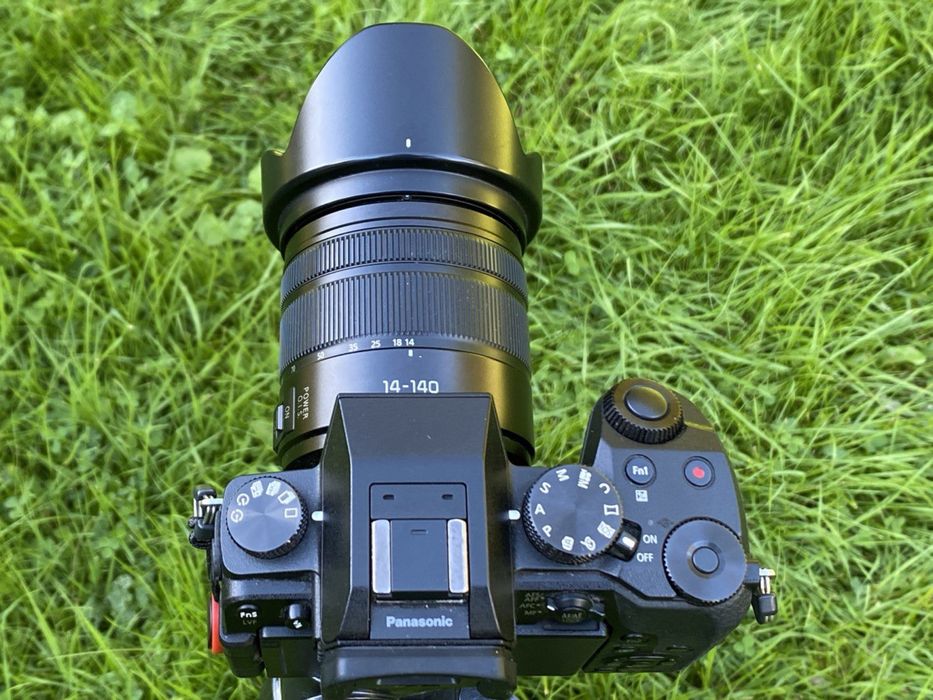 Фотоаппарат Panasonic Lumix DMC-G7 Kit 14-42mm Black (DMC-G7KEE-K)