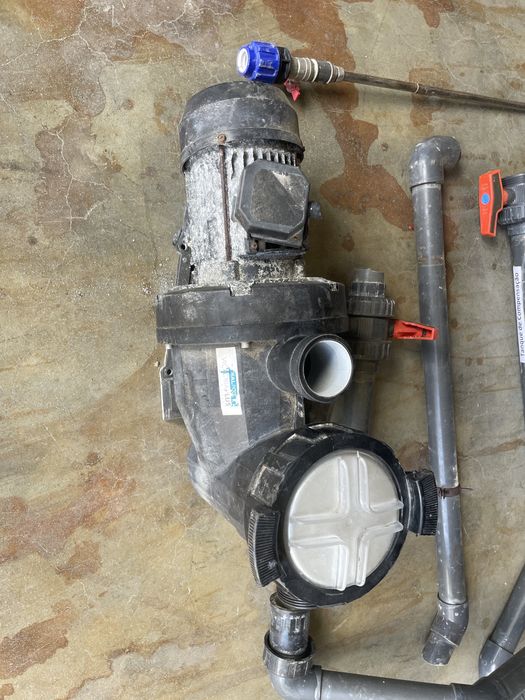 Bomba de Agua e outros acessorios para Piscina ou Rega