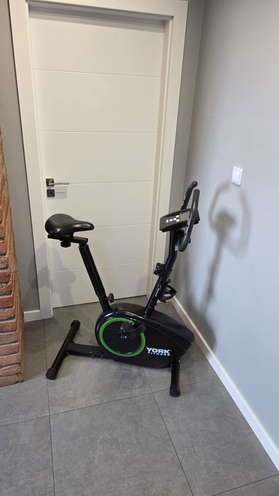 Rowerek stacjonarny magnetyczny York Fitness Active 110