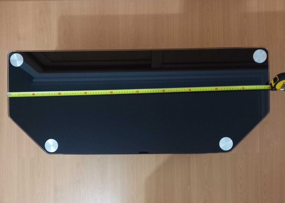 Móvel de TV em vidro temperado preto