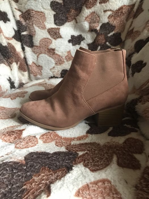 Козаки 38 розміру