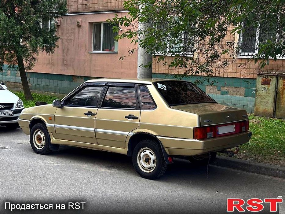 Автомобиль Ваз 21099