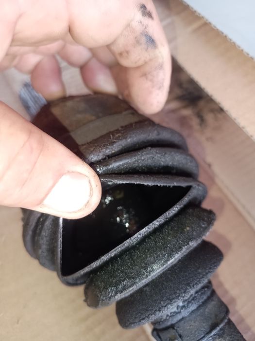 Піввісь полуось шрус Ford c-max