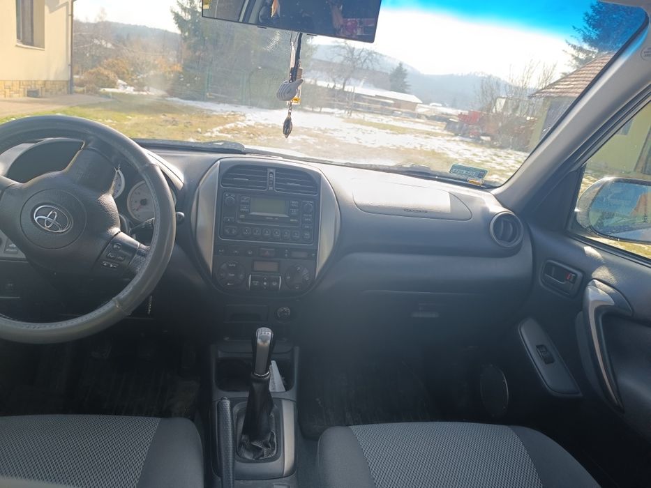 Toyota RAV4 do negocjacj